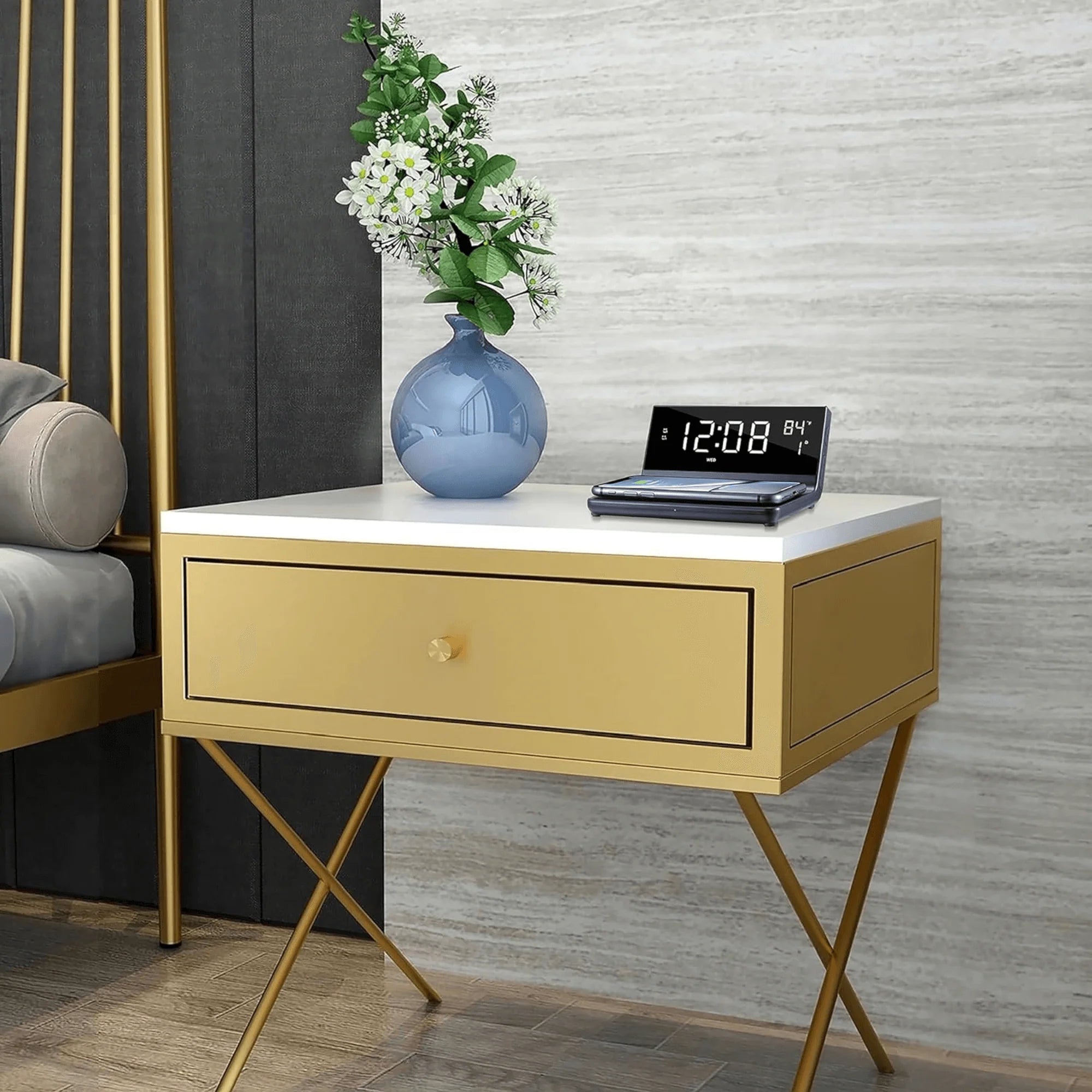  Supersonic 2-in-1 Wireless Charging Alarm Clock